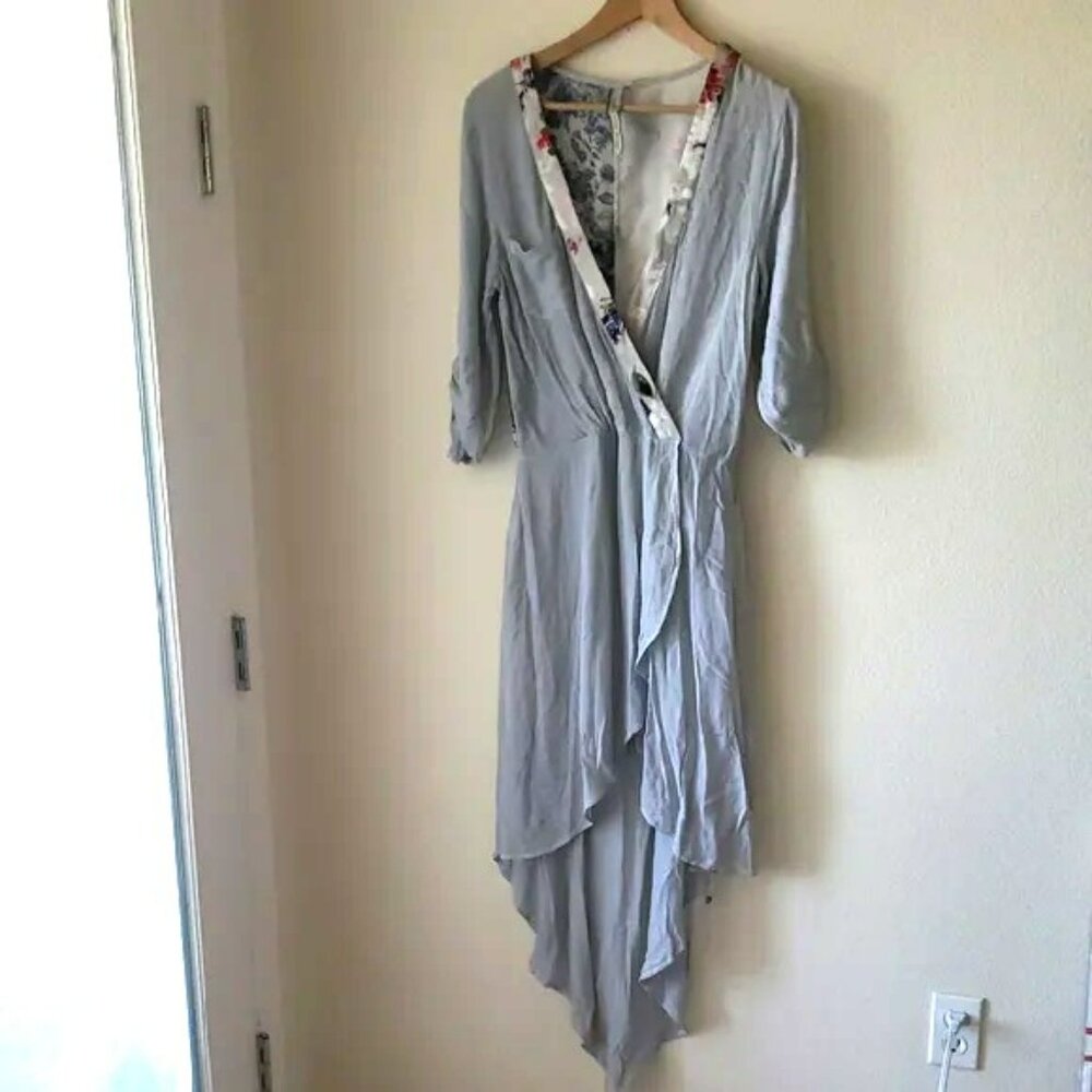 ARATTA SILENT JOURNEY Dress Asymmetrical Hem Gray with Floral Accents Sz M NWOT